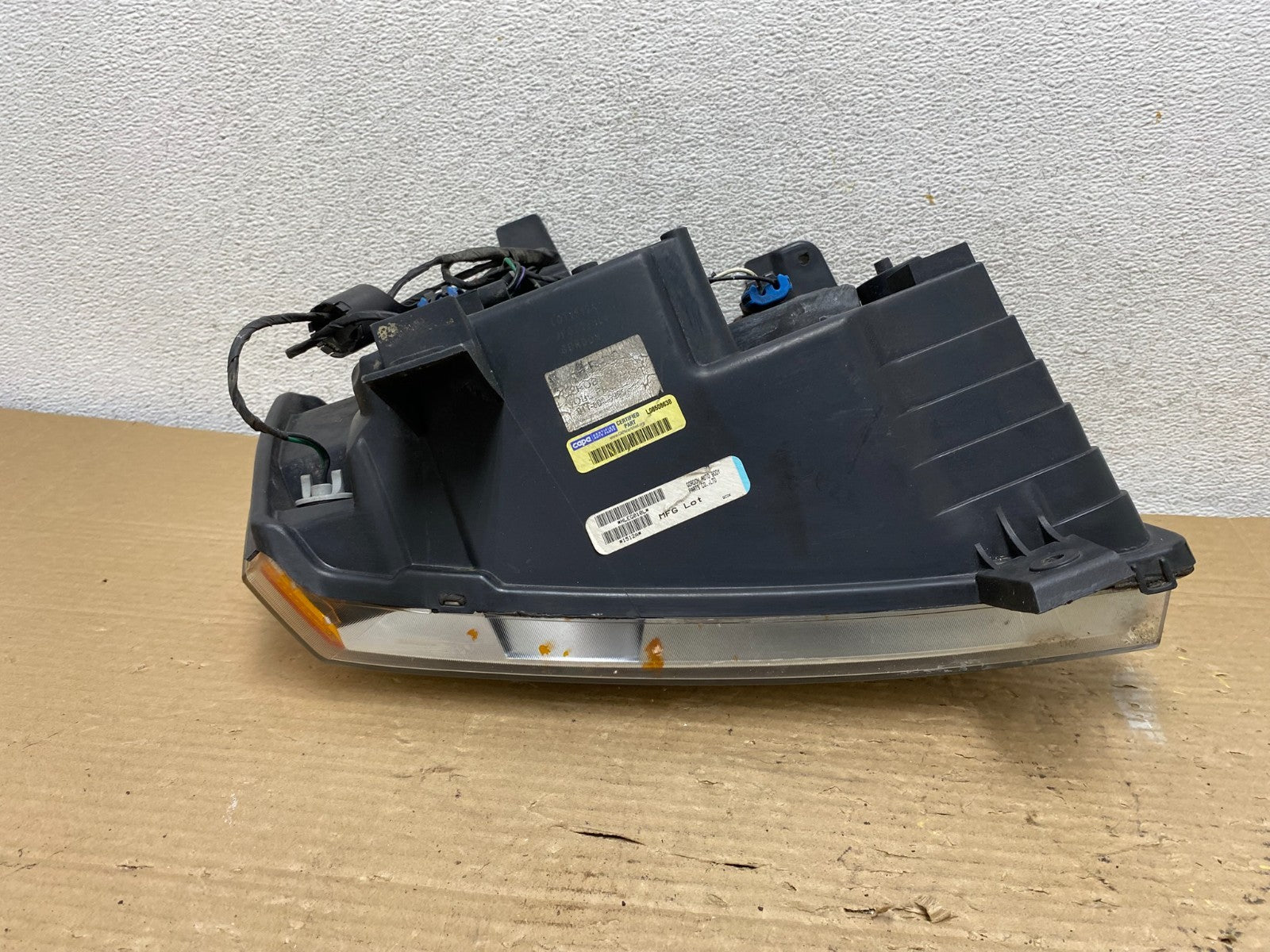 2005-2007 Jeep Grand Cherokee Left Driver LH Halogen Headlight AG9122 DW8