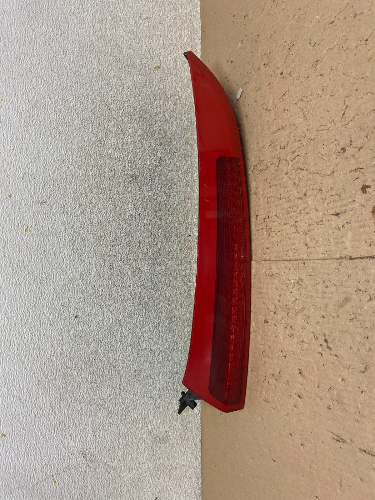 2003 to 2006 Volvo XC90 Left Driver LH Side Upper Tail Light OEM C8829 DG10