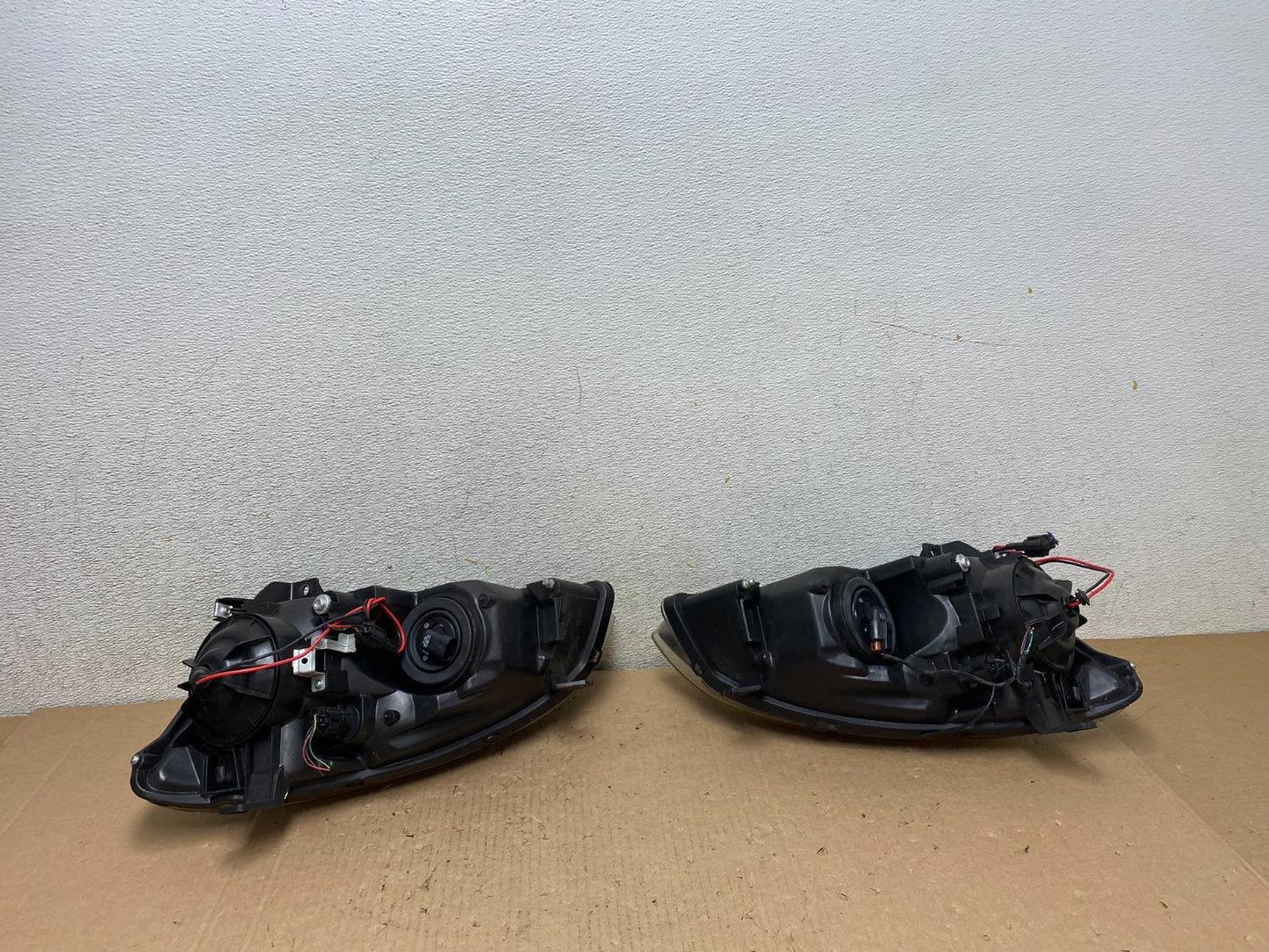 2005 to 2006 Nissan Altima Left+Right Set Halogen Headlights P9446 DW11