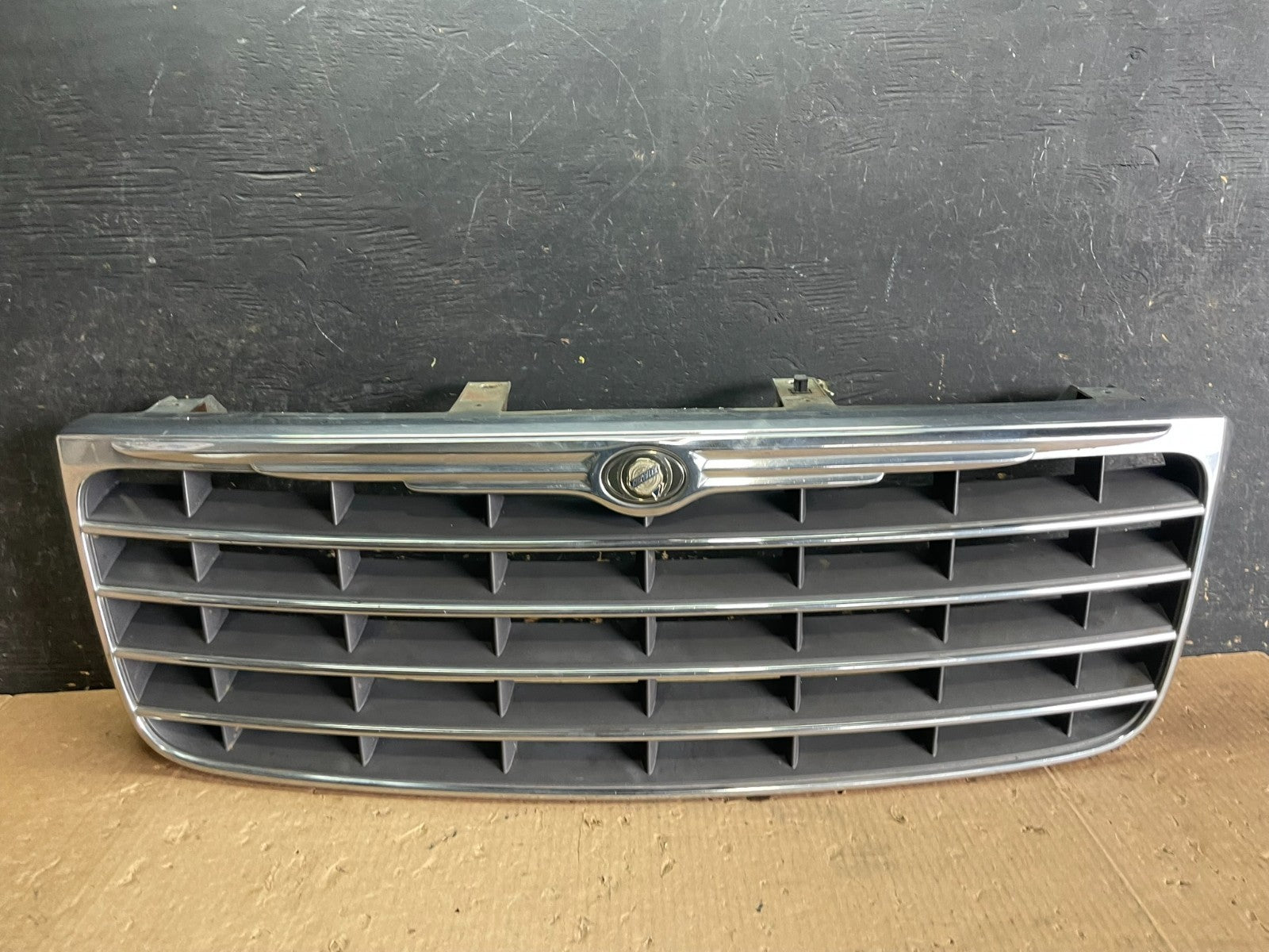 2007 2008 2009 Chrysler Aspen Front Radiator Upper Grill Grille Oem Y9850 DG0