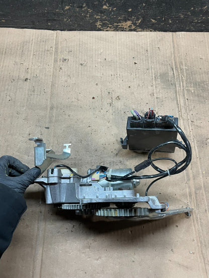 2005 - 2006 Cadillac Srx Chassis Control Module Ccm Bcm Body Control w2389 DG1