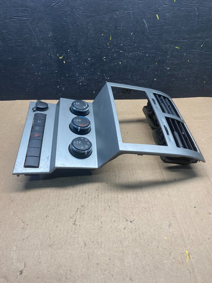 2007 to 2012 Dodge Nitro Dash Climate Temperature Control Radio Bezel R6394 DG4