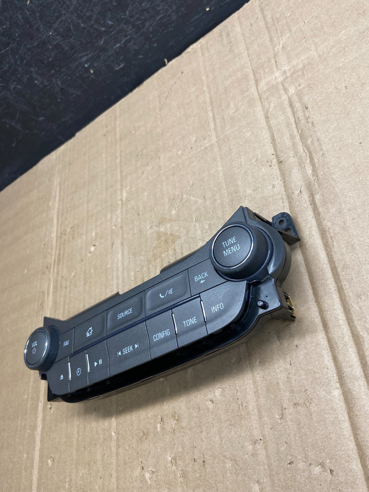 2013 2014 2015 Chevrolet Malibu AM FM Radio Control Panel AD7176 DG2