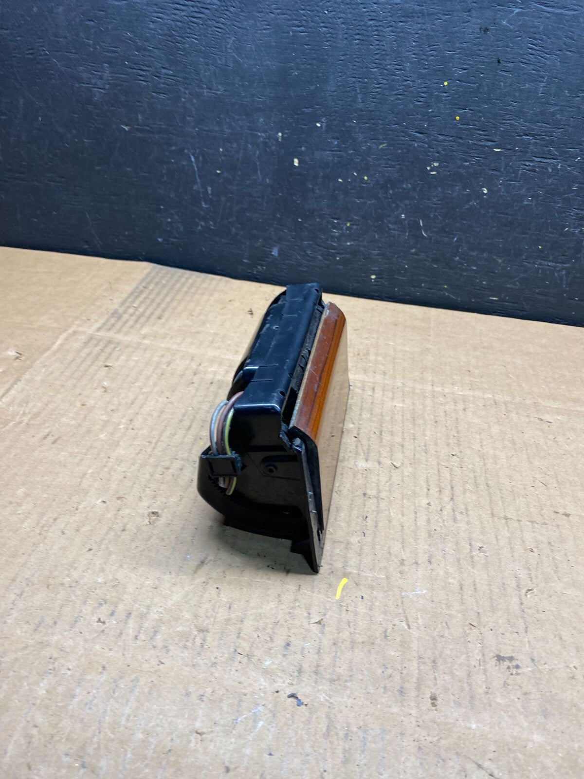 1990 - 1996 Mercedes Benz E Class W124 Ashtray Lighter Console Center N29503