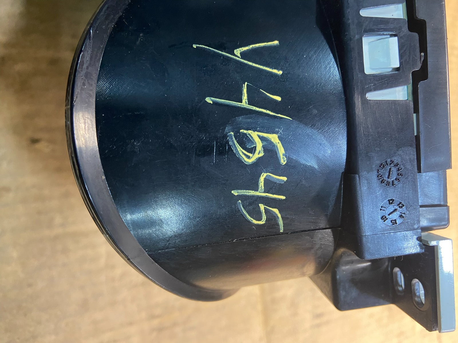 2014 Nissan Pathfinder Xterra Cluster Speedometer Instrument OEM Y4545 DG9