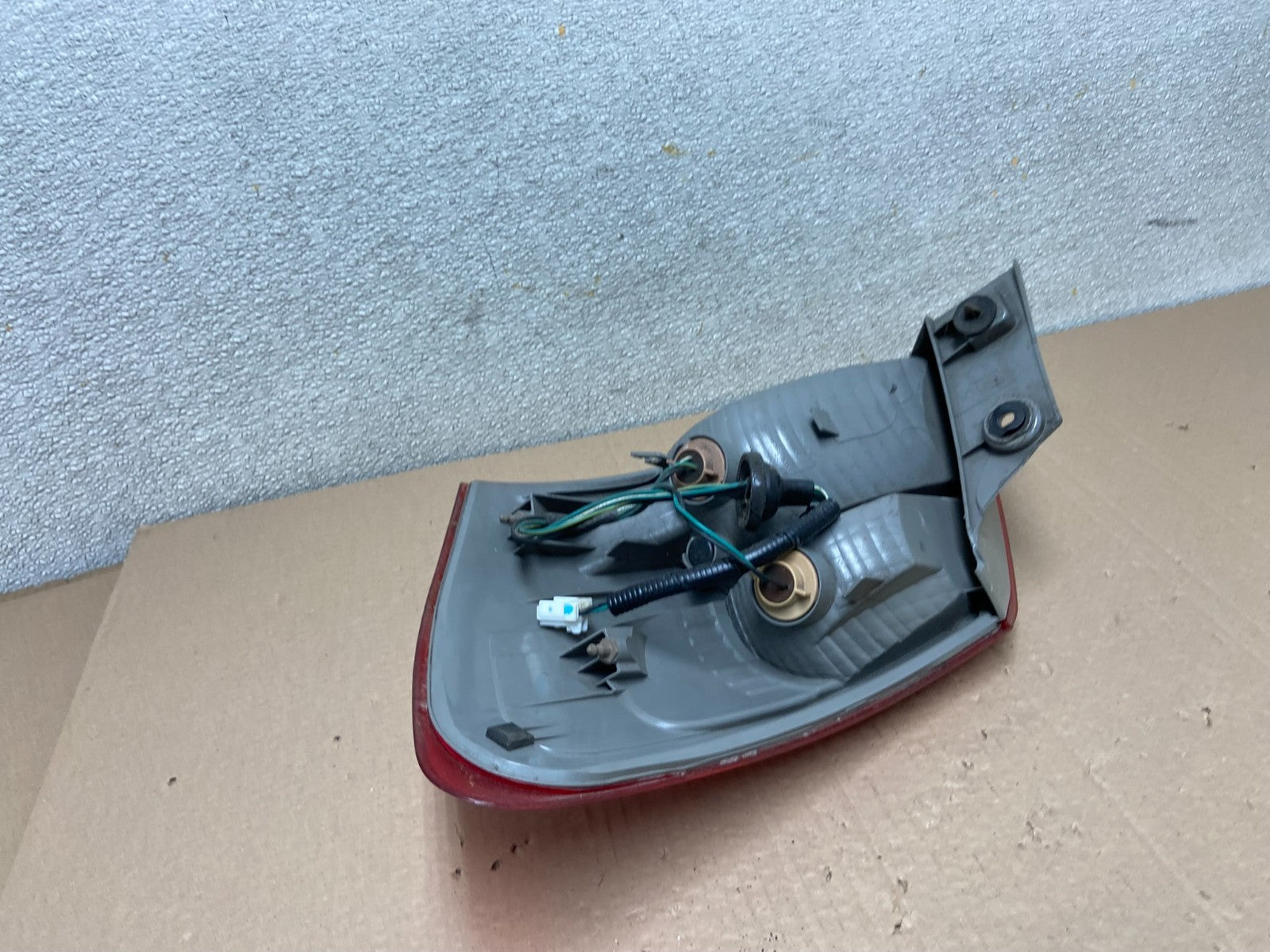 2008 to 2015 Nissan Rogue Left Driver Lh Side Tail Light OEM AB2382 LK6