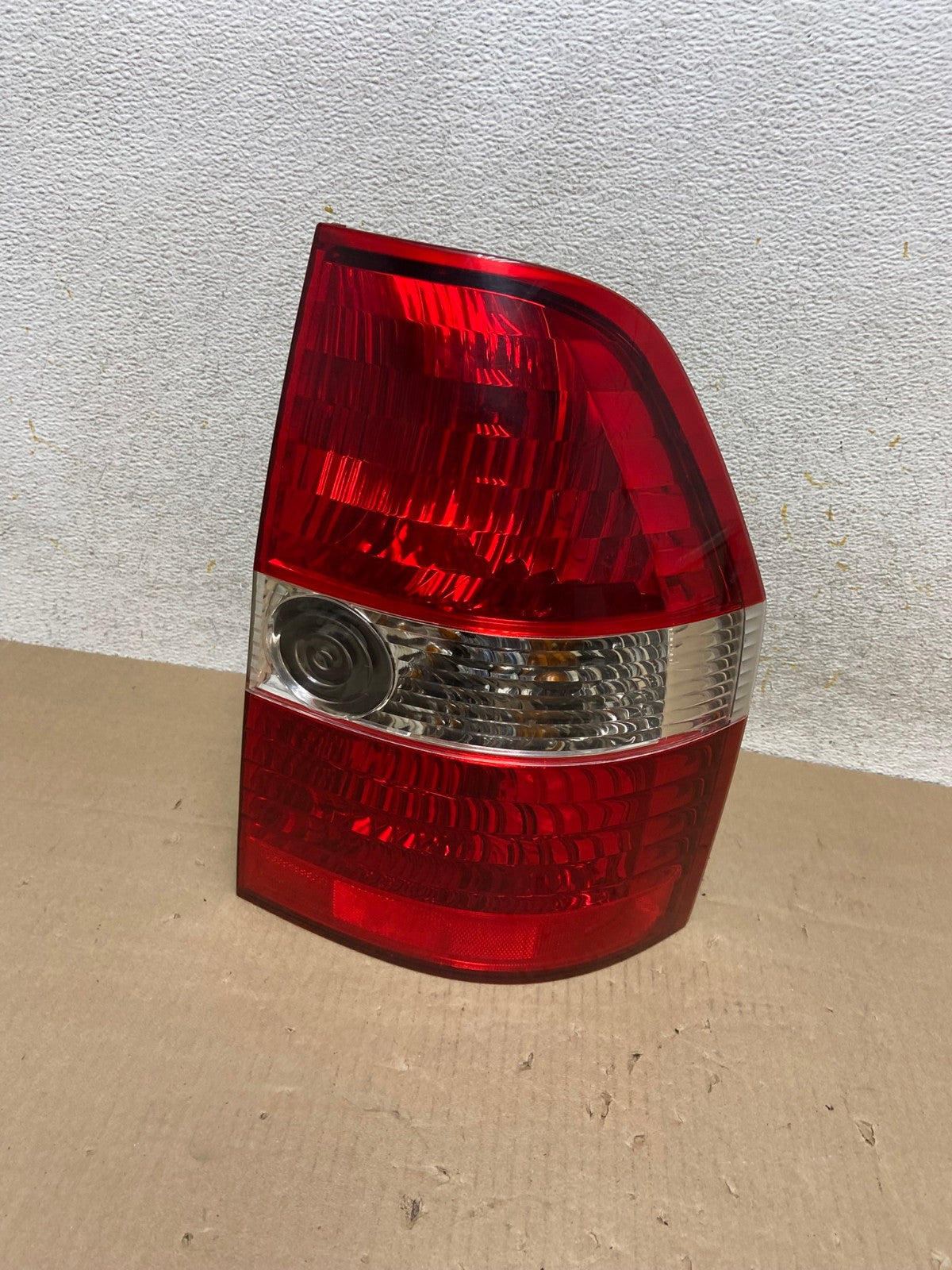 2001 2002 2003 Acura Mdx Right Passenger Rh Side Tail Light AI2153 LK0