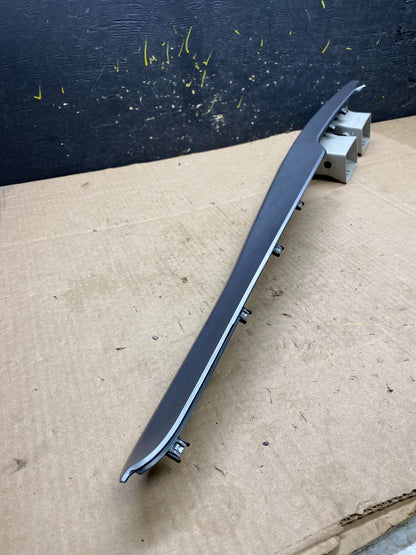 2009 to 2014 Volkswagen Routan Dash Center Trim Bezel Panel Vents z0174 DG4
