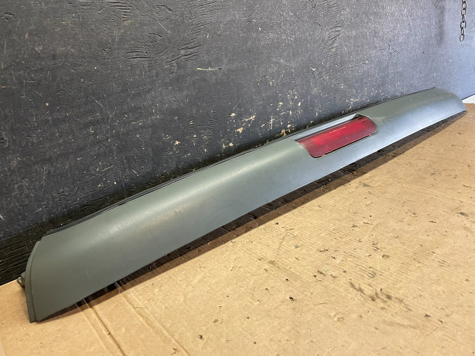 1996 to 2002 Chevrolet Express 3rd Third Brake Light Trim Spoiler Z8174 DG2