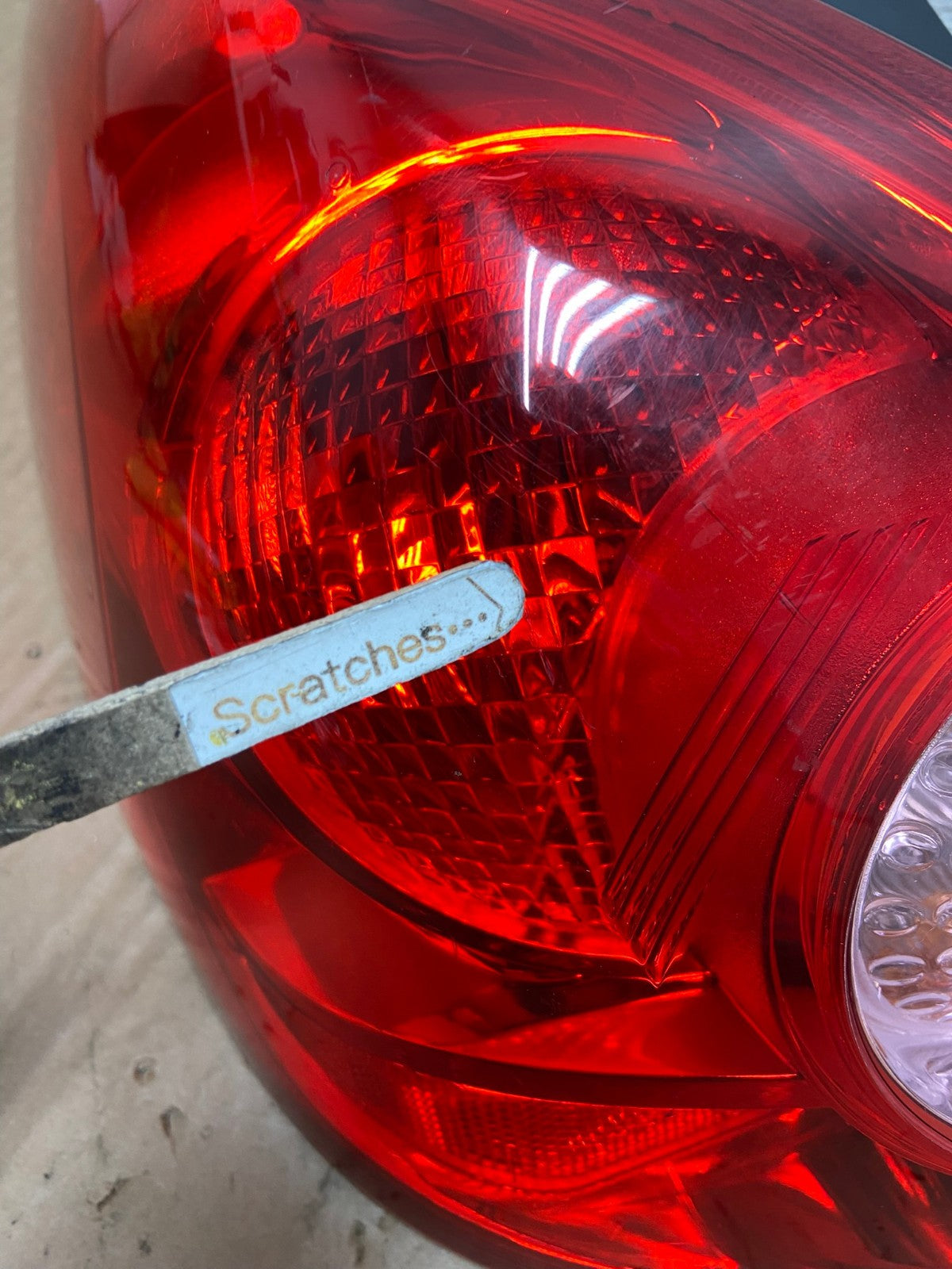2007 - 2012 Nissan Versa Hatchback Left Driver Side Lh Tail Light AI5582 LK3
