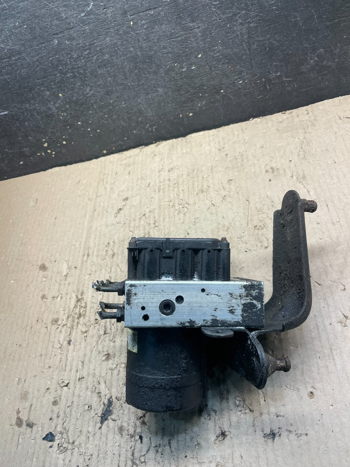Mercedes W163 ML320 ML430 ABS Anti Lock Brake Pump Module X0984 DG3