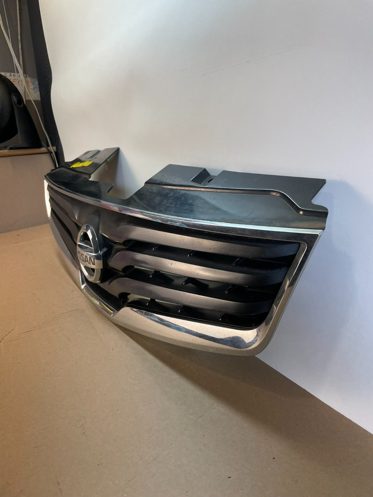 2010 to 2012 Nissan Sentra Front Upper Grill Grille AG0967 DG1