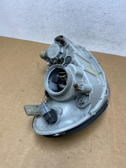2002 to 2005 Hyundai Sonata Left Driver LH Side Headlight Halogen AE2985 DW8