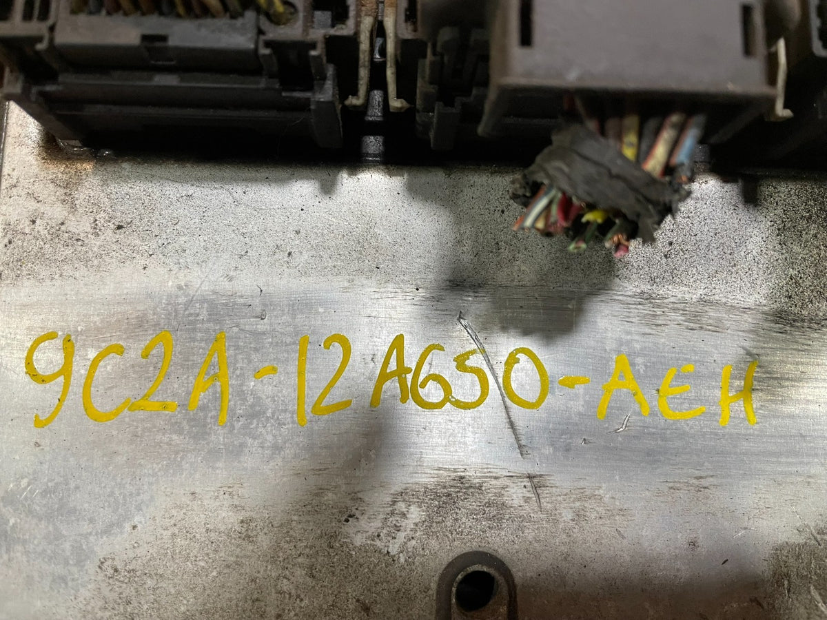 2009 Ford Van E150 E250 6.0L Engine Control Module 9c2a-12a650-aeh V2096 DW3
