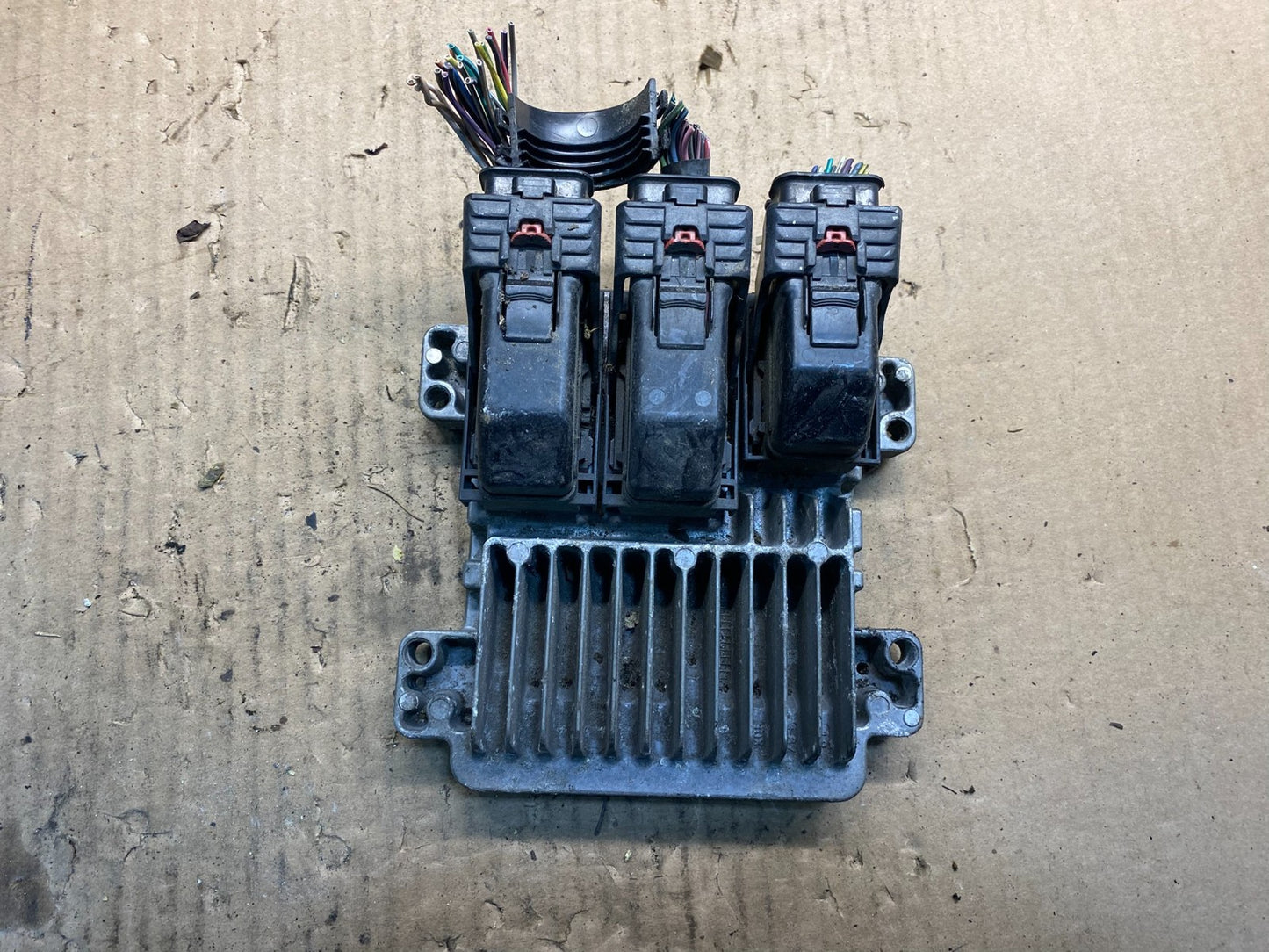 2007 to 2008 Chevrolet Colorado Engine Motor Brain Box ECU ECM AE8021 DW0