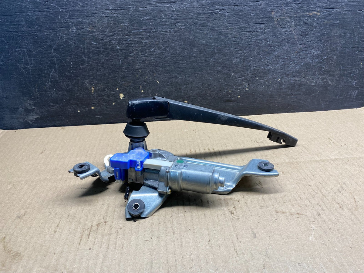 2015 to 2018 Subaru Outback Legacy Window Windshield Wiper Motor Linkage AI52331