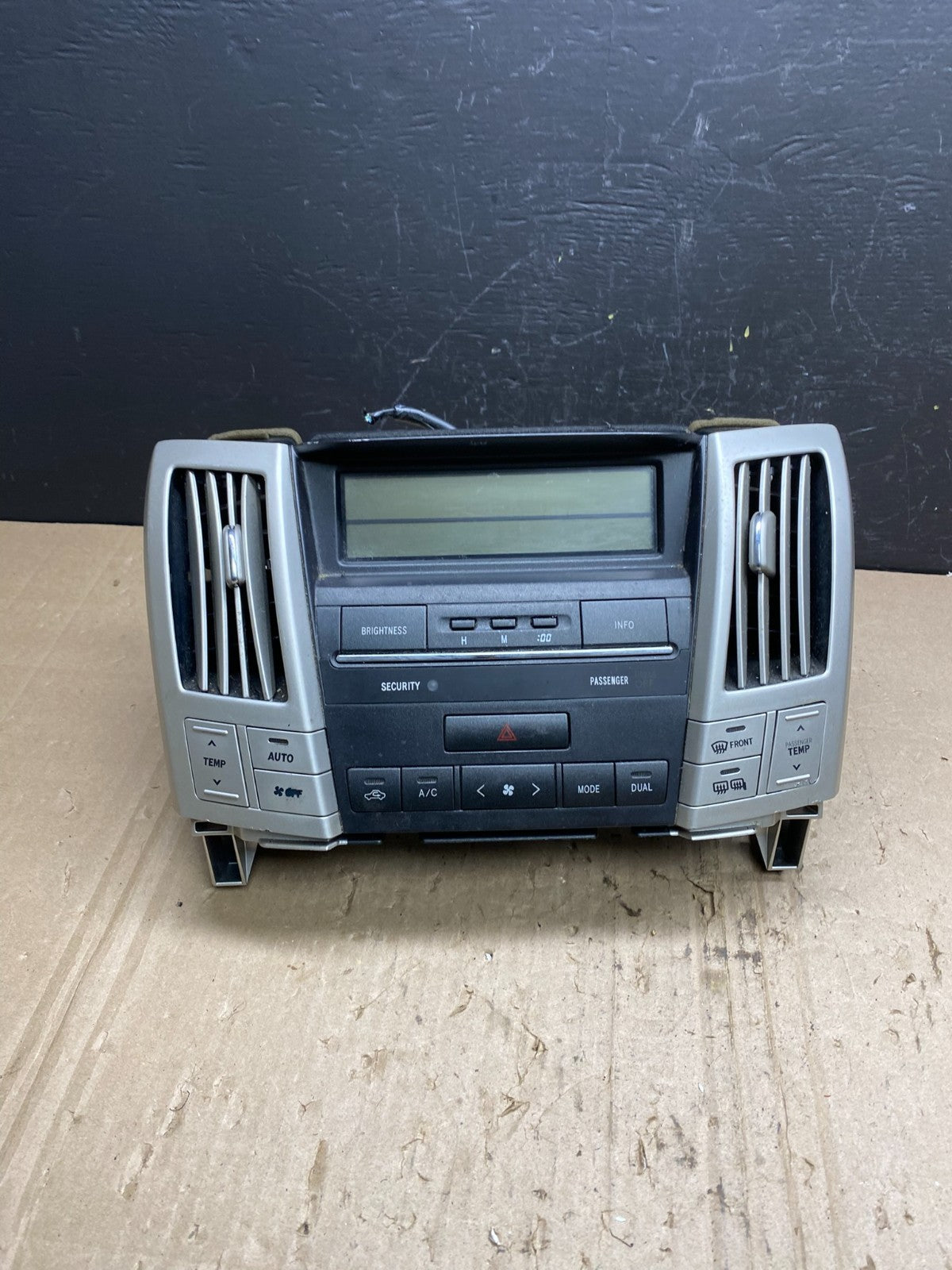 2007-2009 Lexus RX350 Radio Information Dash Climate Control Air Vent AB9153 DG0
