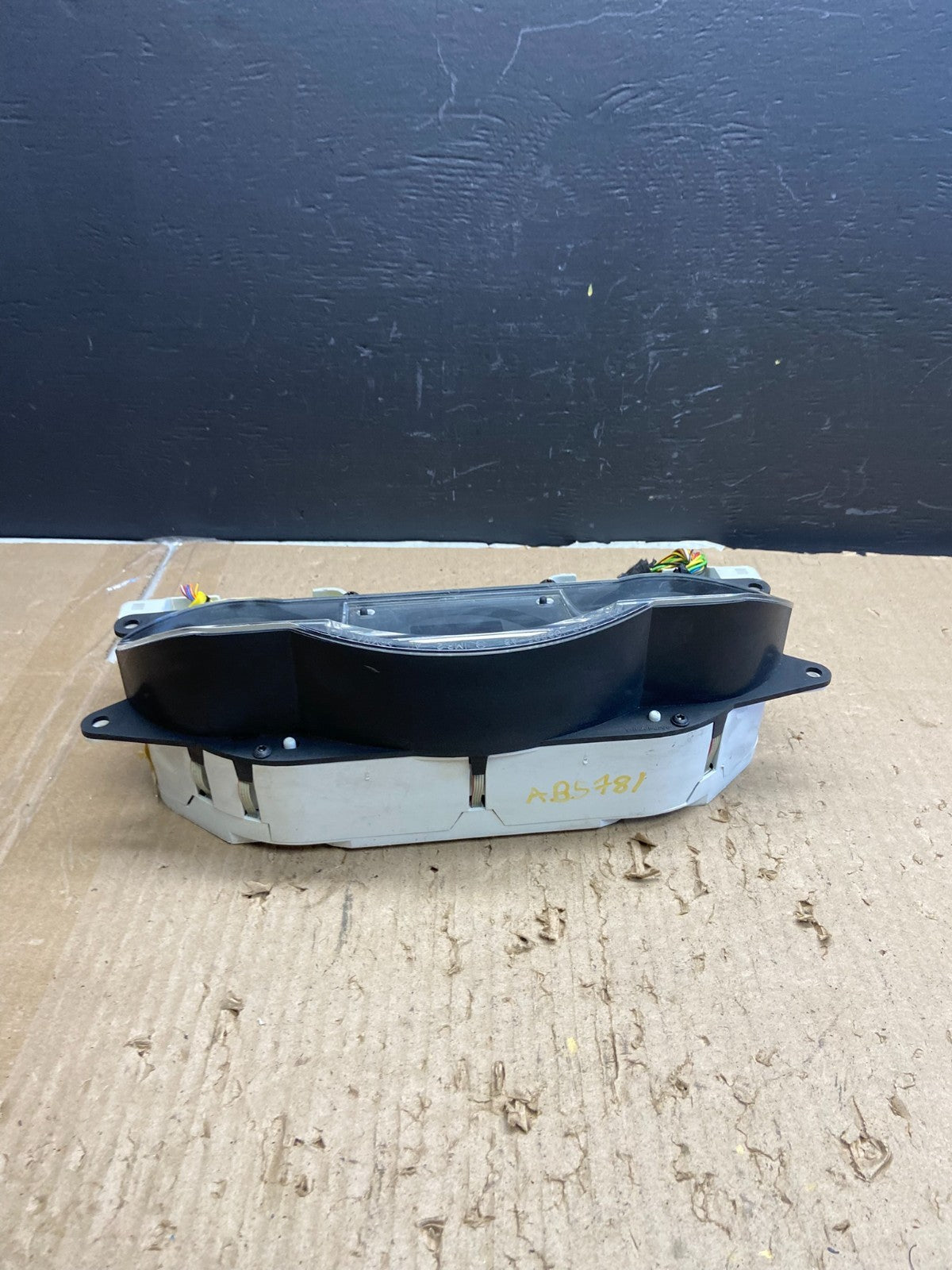 2001 - 2002 Jaguar XJ8 Vandenplas Instrument Cluster Gauge Speedometer AB5781 DG3