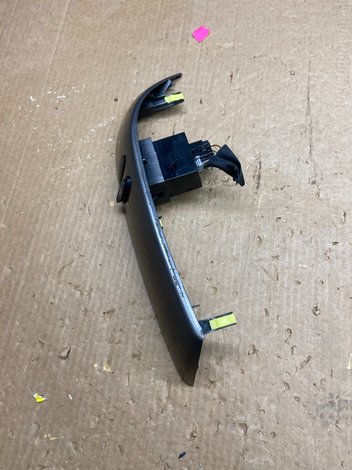 2004 to 2010 Toyota Sienna Right Side Radio Switches Bezel Trim z4248 DG1