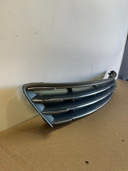 2002 to 2004 Lexus ES330 ES300 Front Upper Grill Grille AH0326 DG2
