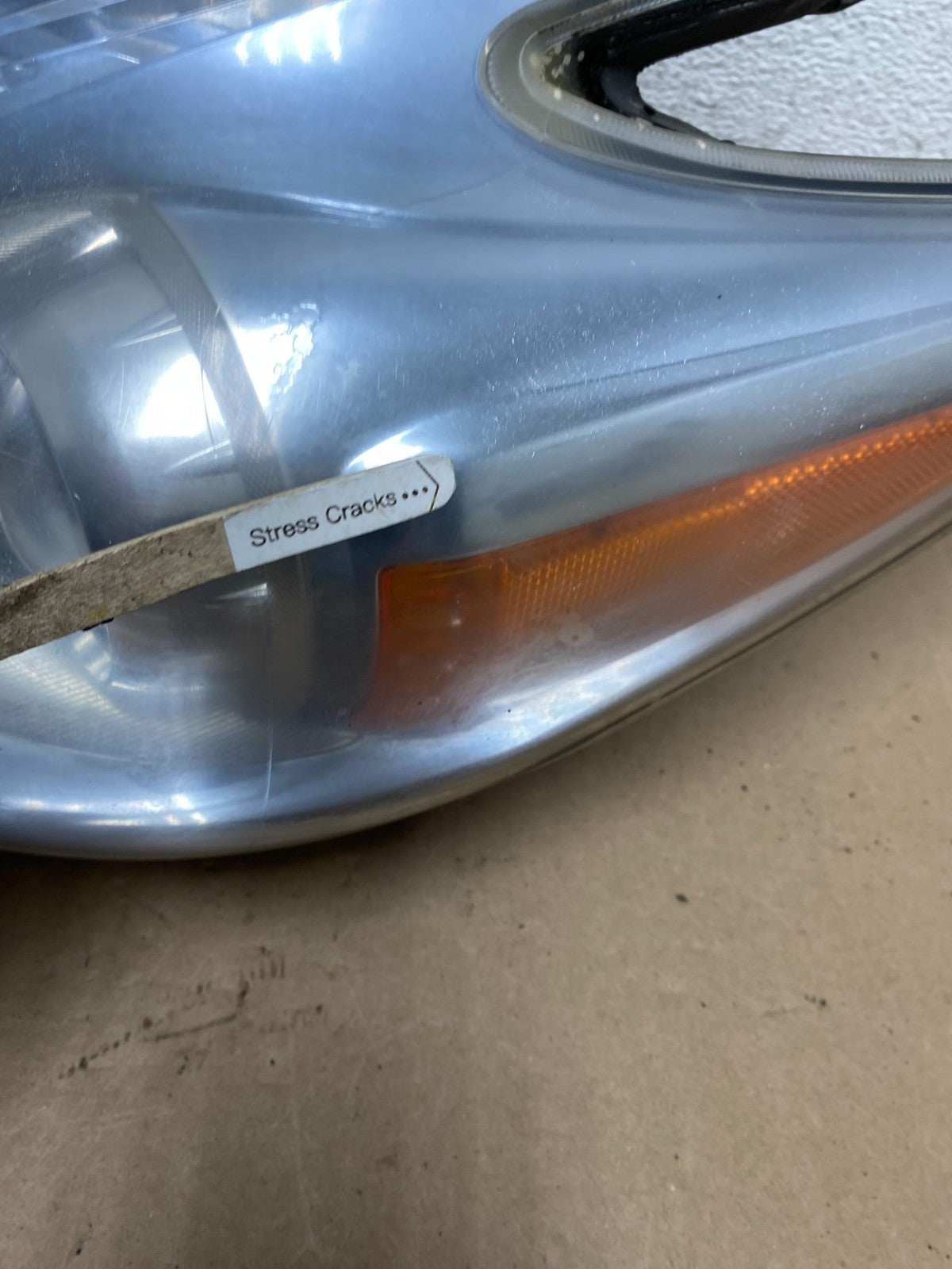2010 - 2011 Toyota Prius Left Driver LH Blue Halogen Headlight AG4620 DW4