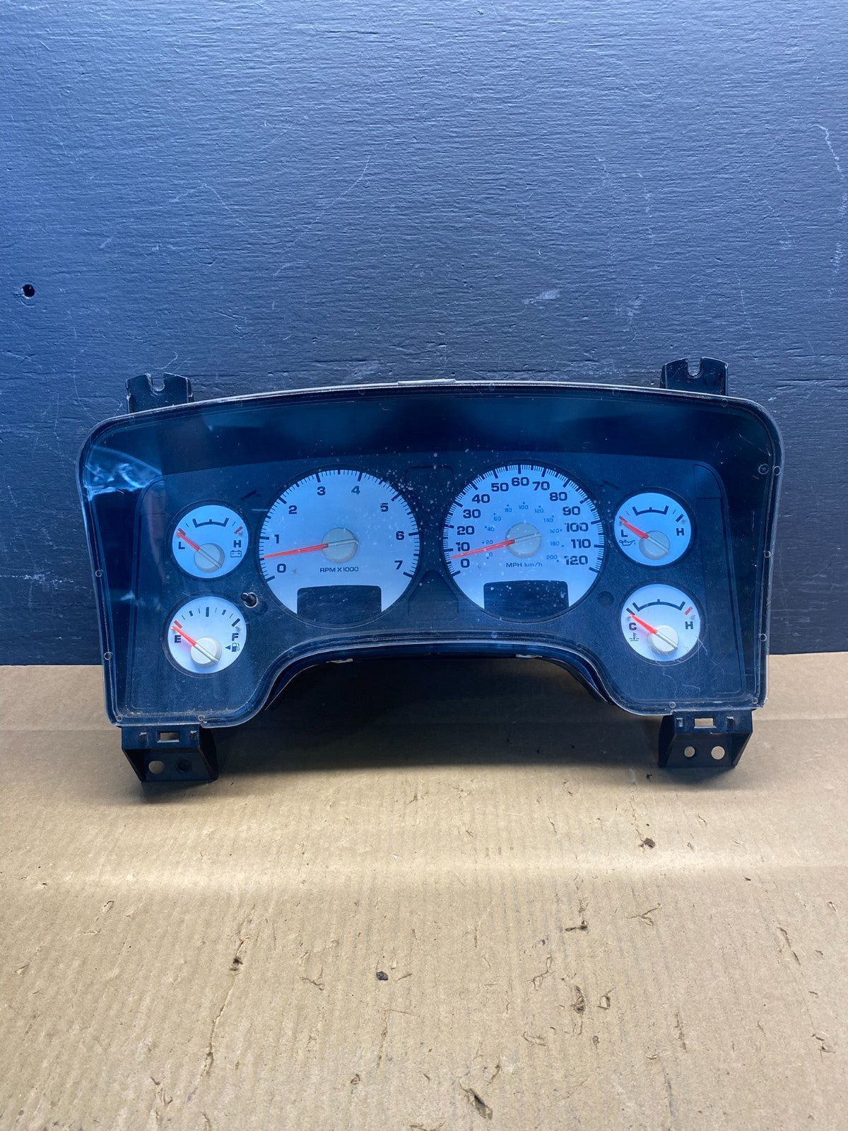 2003 - 2007 Dodge Ram 1500 Instrument Speedometer Gauge Cluster AD1624 DG0