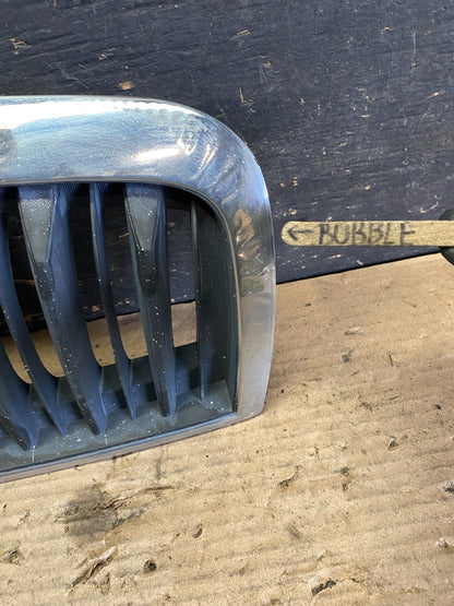 2001 to 2005 Hyundai Sonata Front Upper Grille Grill Bumper OEM S5868 DG5