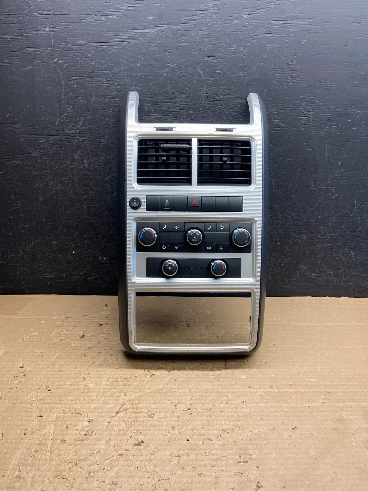 2009 2010 Dodge Journey Center Dash A/C AC Climate Control Bezel Trim AG8587 DG0