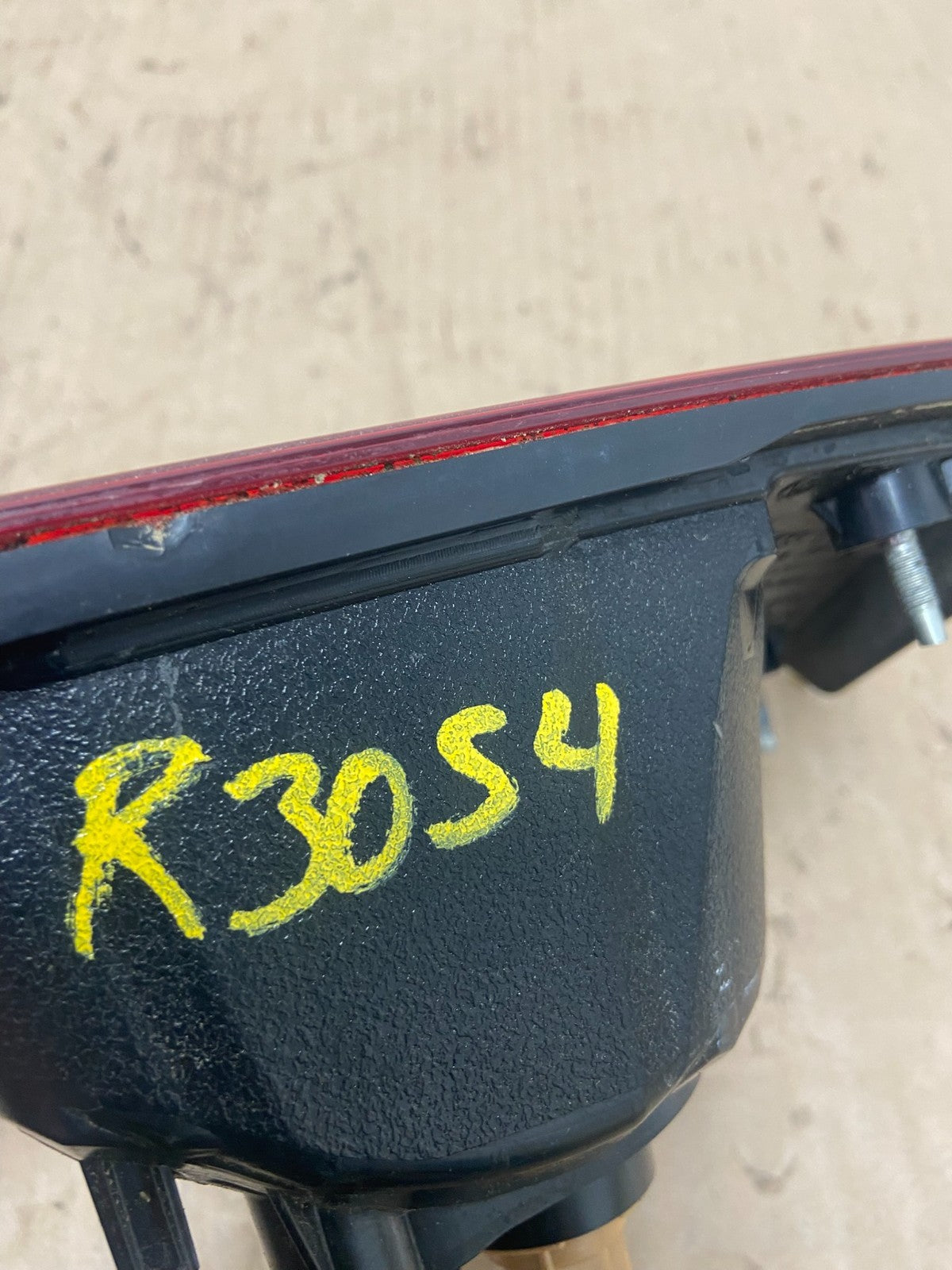 2010-2014 Subaru Legacy Right Passenger Rh Side Tail Light Inner Oem R3054 DW6