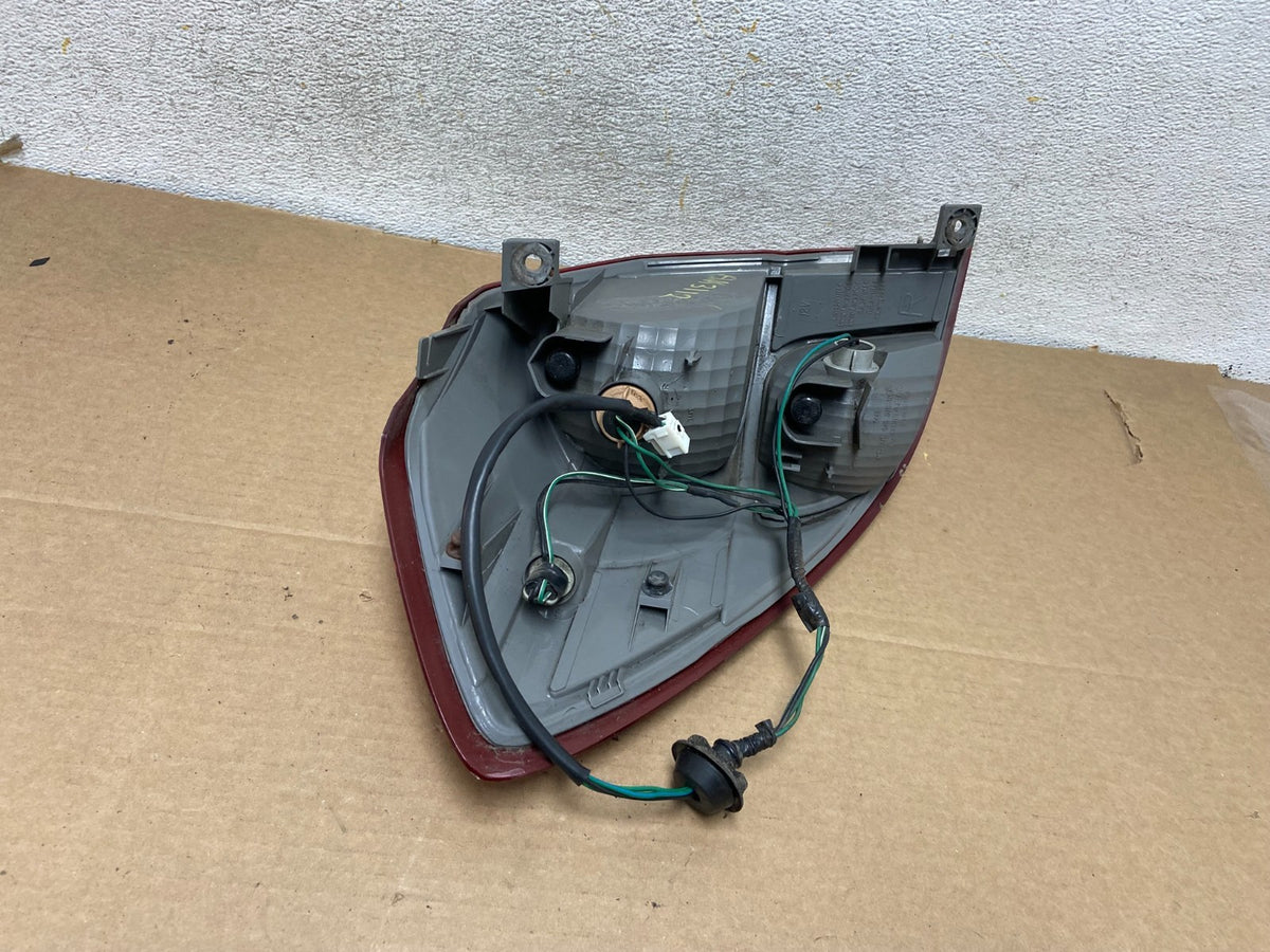 2008-2009 Subaru Outback Wagon Right Passenger RH Side Tail Light AH3112 DW7