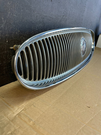 2000 to 2005 Buick Lesabre Front Chrome Upper Grill Grille AC9745 DW2