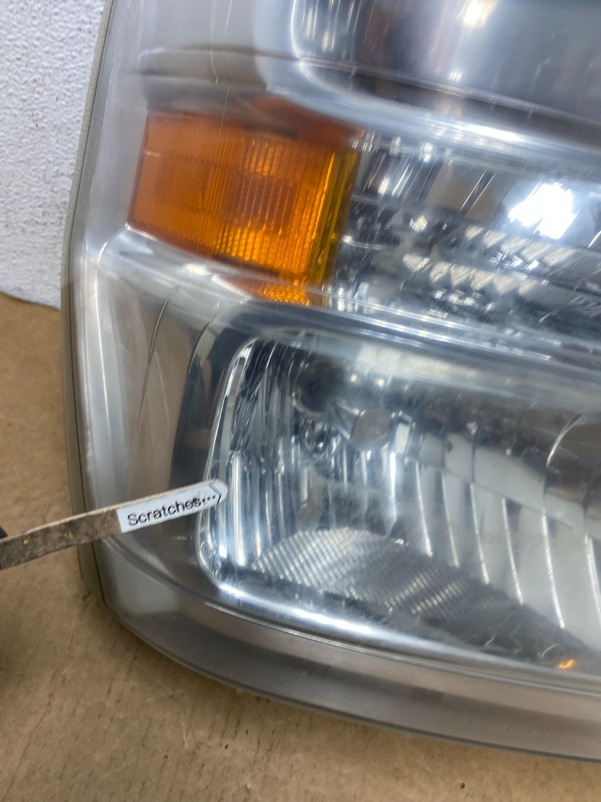 2008-2014 Ford Econoline E150 E250 E350 Right Passenger Headlight AD4539 DW3
