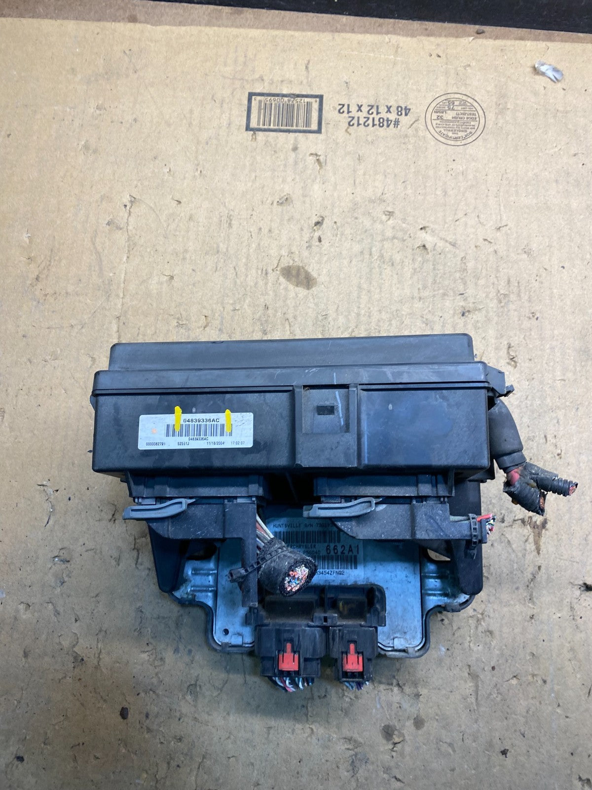 2005 2006 Jeep Grand Cherokee Fuse Box Multi-Function Relay Module OE W4301 DG2