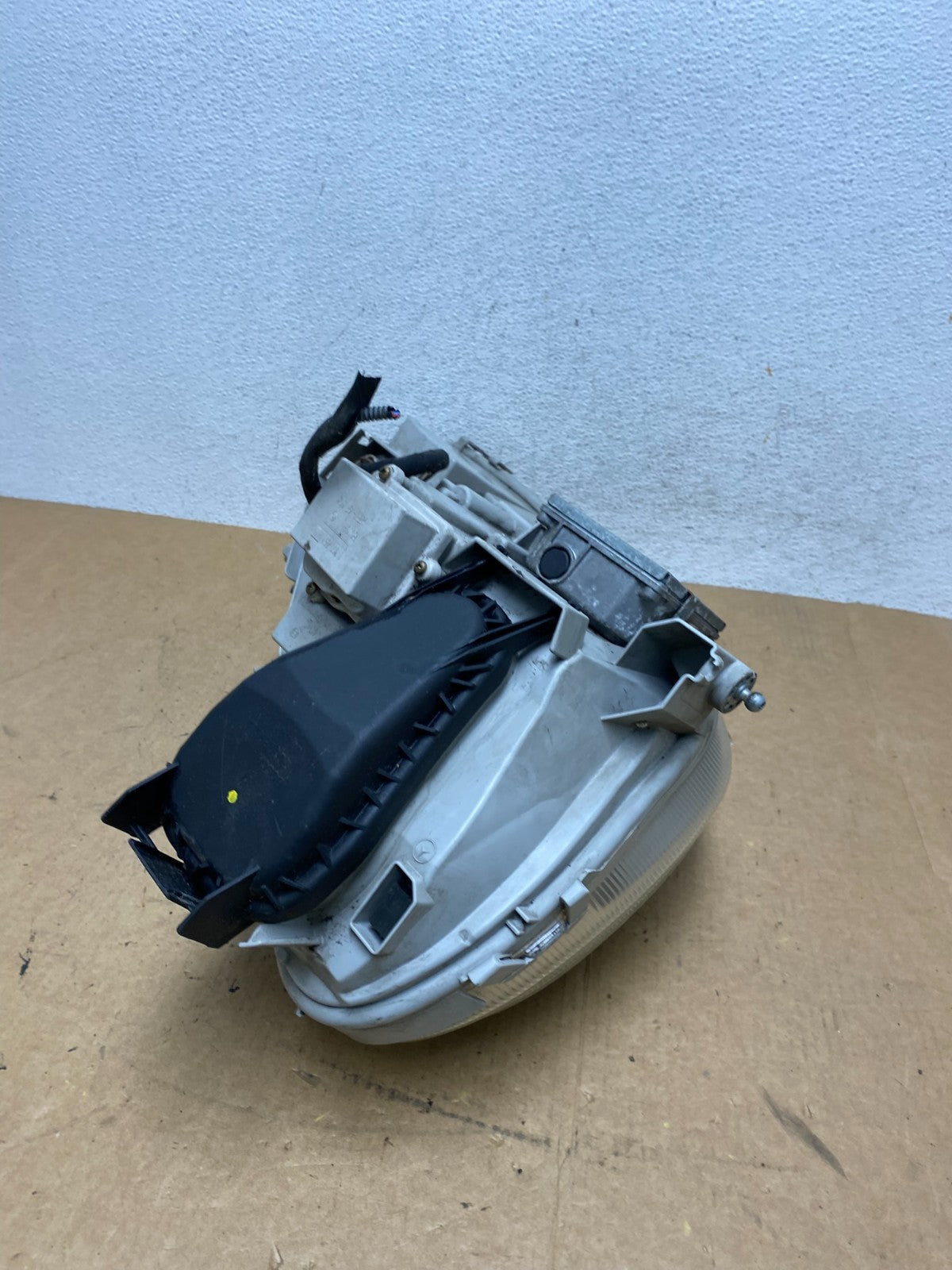 Xenon HID 2000 to 2002 Mercedes S-Class Left Driver LH Headlight AE3278 DW8