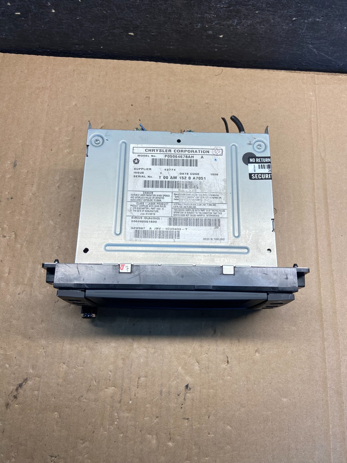 2008 2013 Jeep Dodge Chrysler Screen Display CD Player Satellite Radio AG1506 DW3