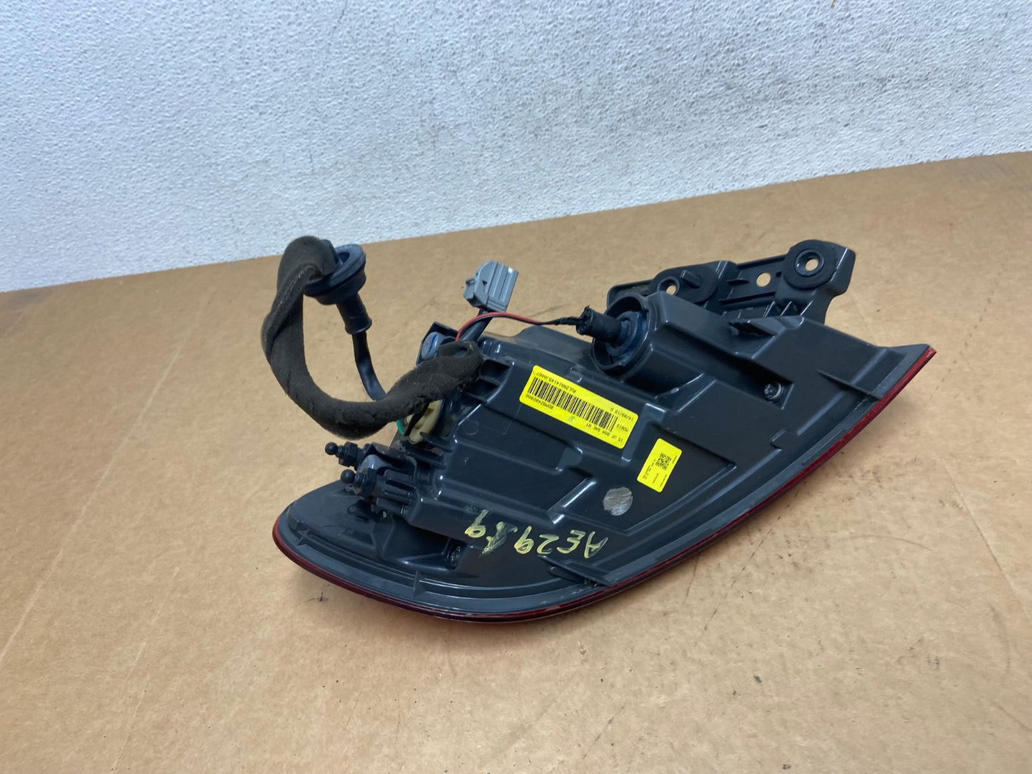 2015 2016 2017 Chrysler 200 Sedan Right Passenger Side Tail Light AE2959 LK6