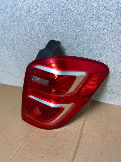 2016 to 2017 Chevrolet Equinox Right Passenger RH Side Tail Light AI5711 LK1