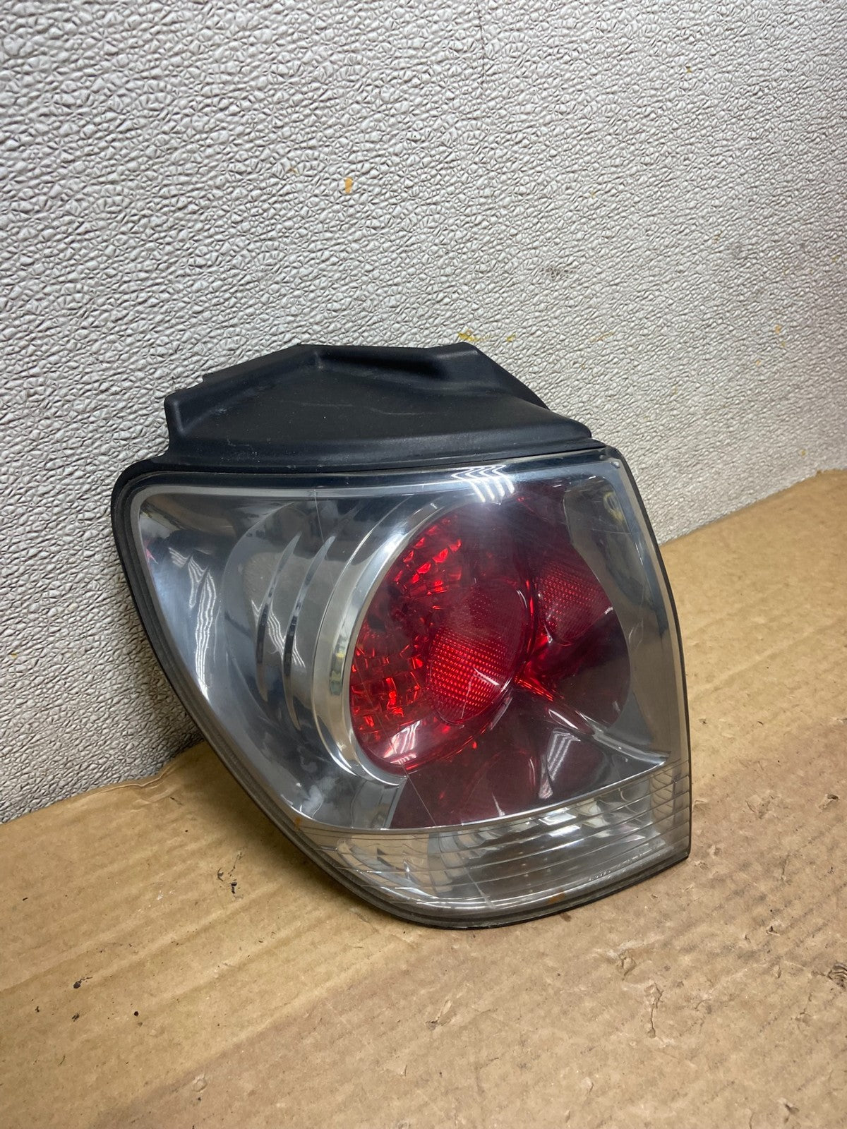 2001 2002 2003 Lexus Rx300 Left Driver Lh Side Tail Light Oem AB5164 DW2