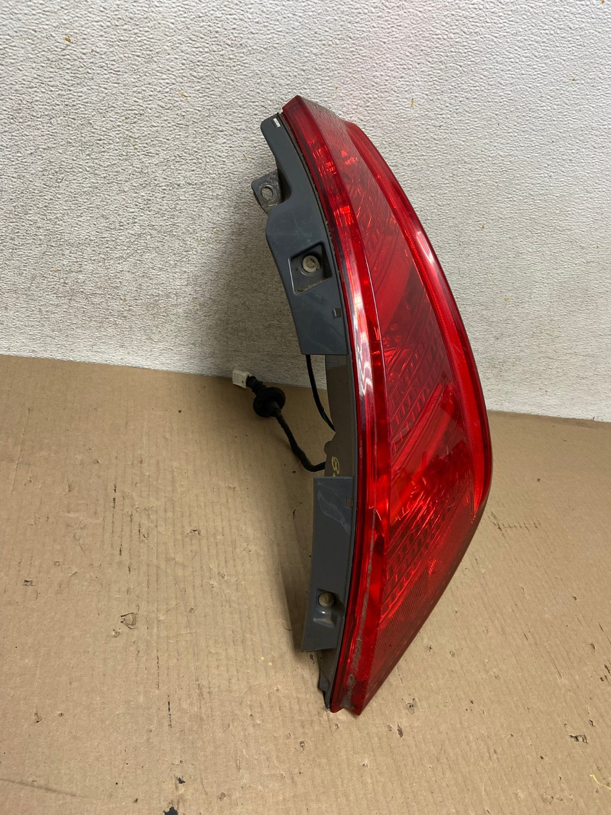 2003 2004 2005 Nissan Murano Right Passenger Rh Side Tail Light AH5798 LK1