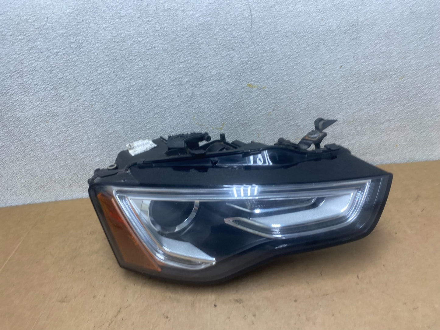2013 - 2017 Audi A5 S5 Right Passenger Rh Side Xenon Headlight Oem X5372 DG0