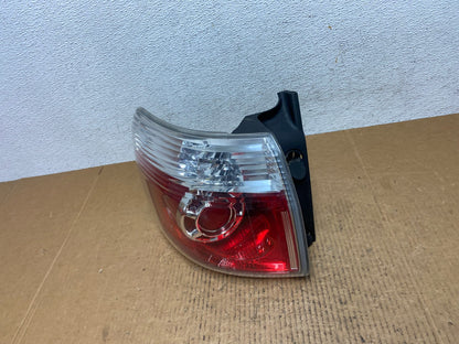 2007 to 2012 GMC Acadia Tail Light Left Driver Lh Side AE0323 LK1