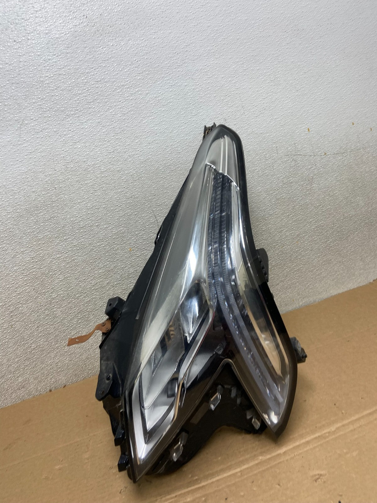 2018 to 2019 Cadillac XTS FULL LED Left Driver LH Side Headlight  AB4436 DG2