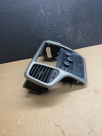 2011-2013 Jeep Grand Cherokee Center Radio Climate Control Bezel Vent ac6166  DG1
