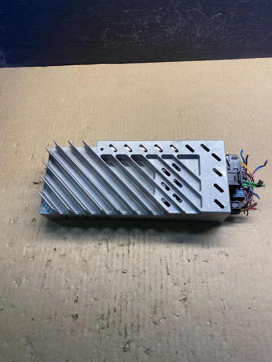 2004 to 2011 Bmw 3 5 6  Harman Becker Stereo Audio Amplifier Amp Oem AC0761 DG0