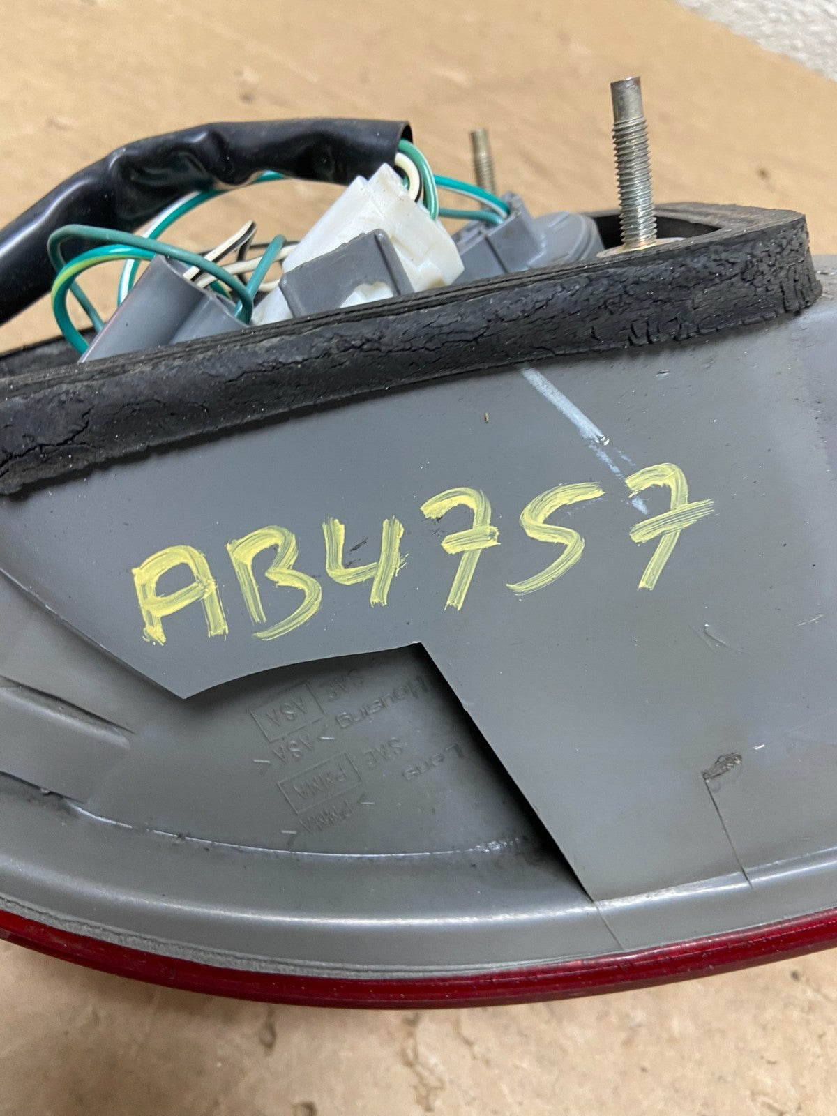 1998 1999 2000 Toyota Corolla Right Passenger Side Tail light OEM AB4757 LK6