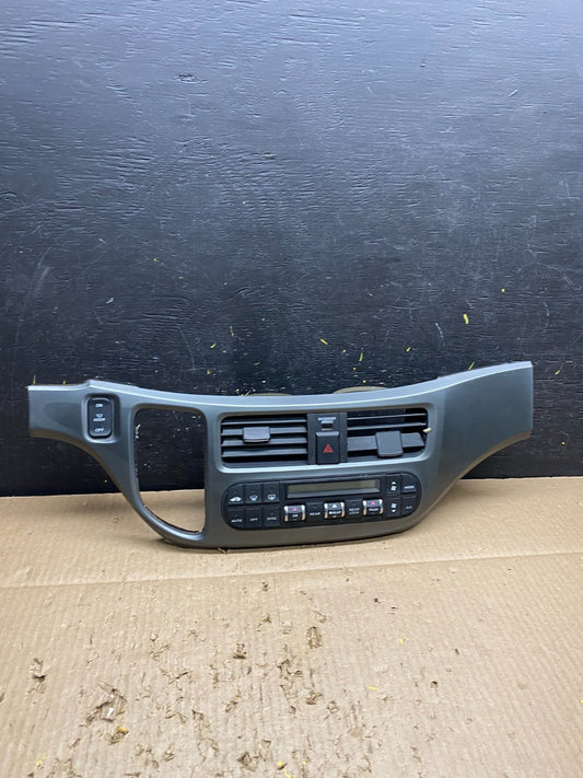 2005 to 2010 Honda Odyssey Radio Climate Control Dash Trim Bezel V1739 DG0