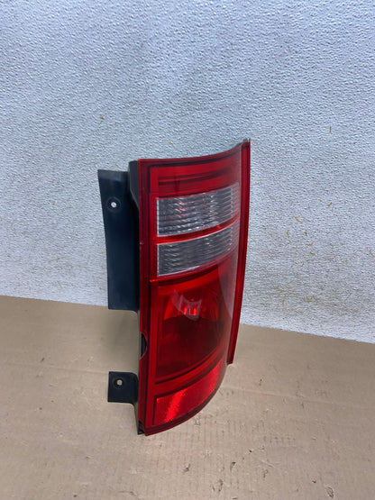 2008 2009 2010 Dodge Grand Caravan Right Passenger Rh Tail Light AI2155 LK2