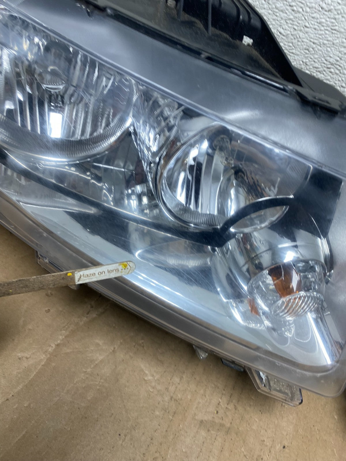 2011-2013 Jeep Grand Cherokee Left+Right Halogen Headlights S0260 DW6