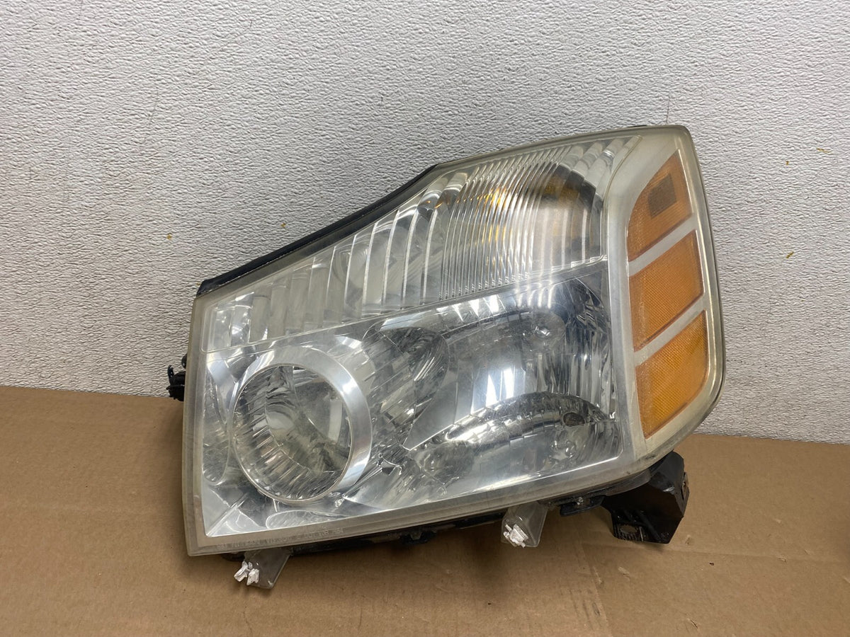 2004 to 2007 Nissan Armada Left Driver Lh Side Headlight Halogen M4621 DW0