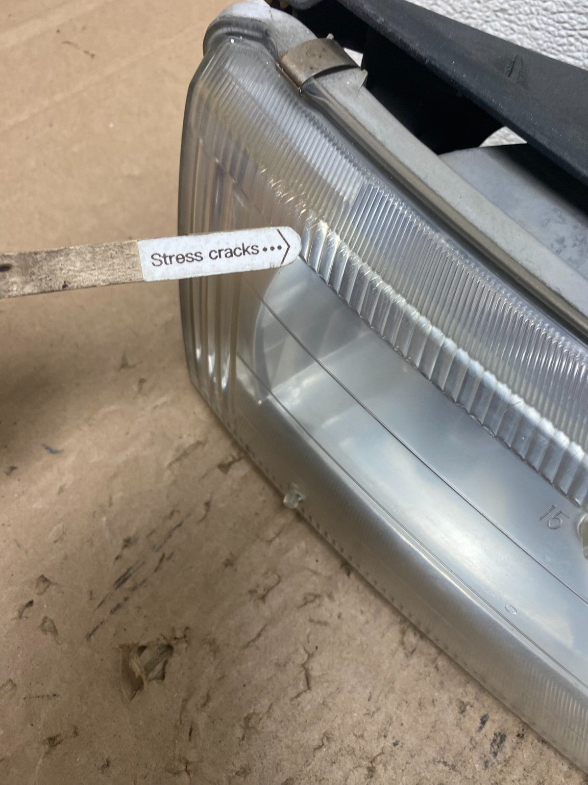 1997 to 1999 Nissan Maxima Left+Right Side Headlights Halogen Q2911 DW5